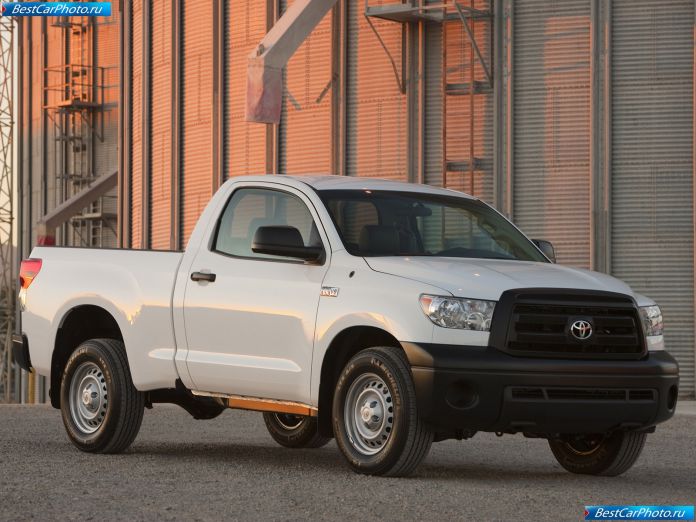 2010 Toyota Tundra Regular Cab - фотография 2 из 27