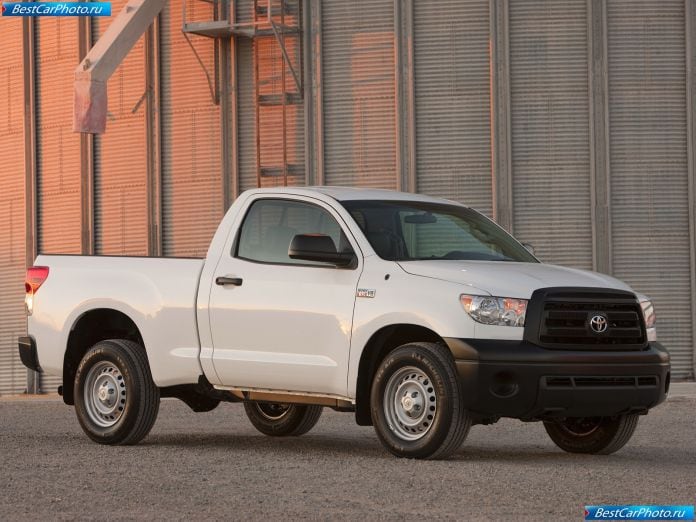 2010 Toyota Tundra Regular Cab - фотография 3 из 27