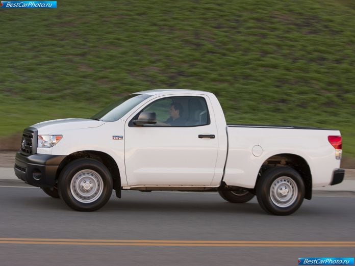 2010 Toyota Tundra Regular Cab - фотография 10 из 27