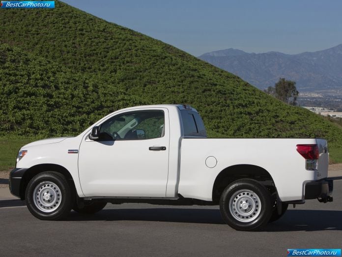 2010 Toyota Tundra Regular Cab - фотография 15 из 27