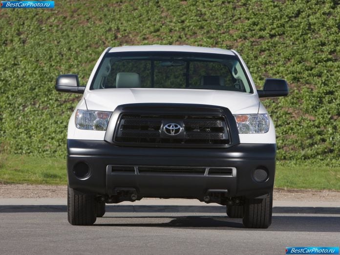 2010 Toyota Tundra Regular Cab - фотография 18 из 27