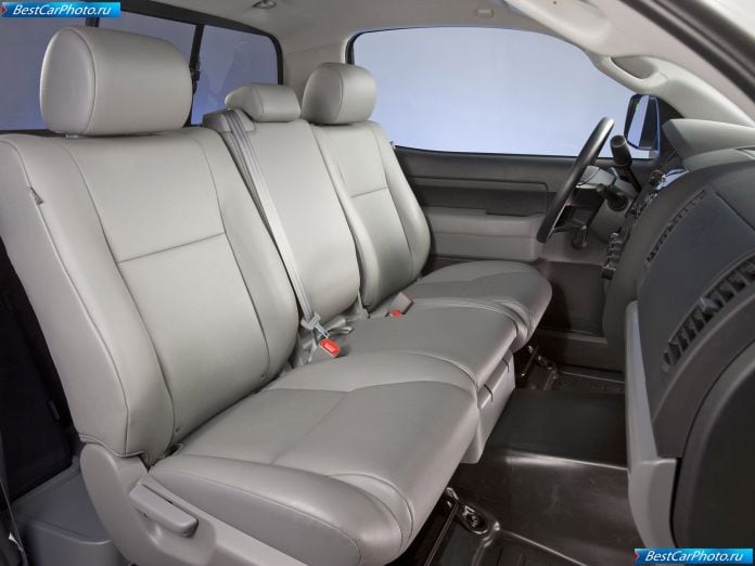 2010 Toyota Tundra Regular Cab - фотография 21 из 27