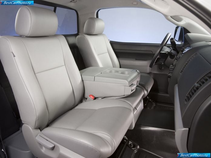 2010 Toyota Tundra Regular Cab - фотография 22 из 27