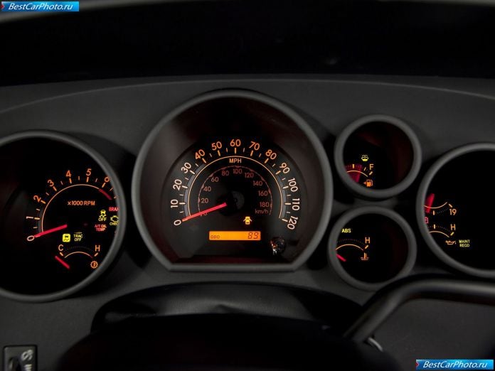 2010 Toyota Tundra Regular Cab - фотография 24 из 27