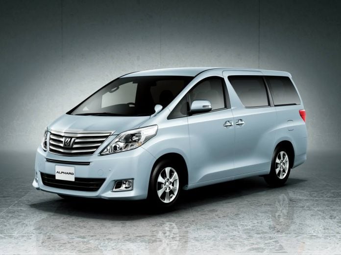 2011 Toyota Alphard - фотография 1 из 20