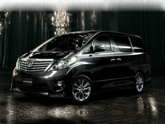 2011 Toyota Alphard - фотография 9 из 20