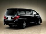 Toyota_Alphard_Minivan_2011_28529.jpg
