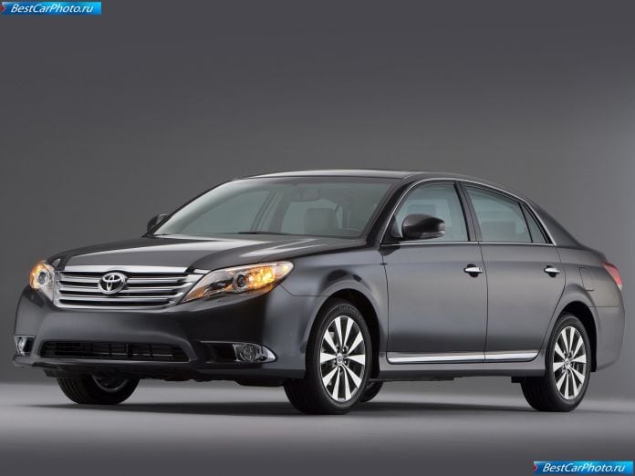 2011 Toyota Avalon - фотография 1 из 67