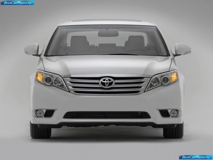 2011 Toyota Avalon - фотография 14 из 67