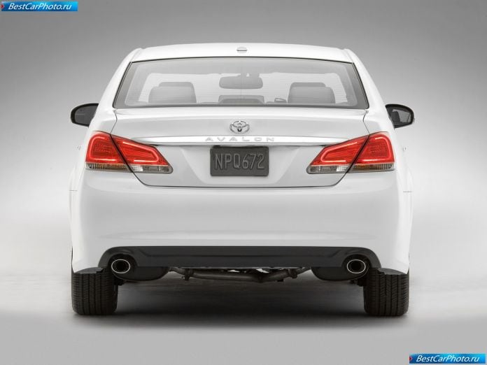 2011 Toyota Avalon - фотография 16 из 67