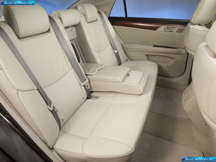 2011 Toyota Avalon - фотография 25 из 67