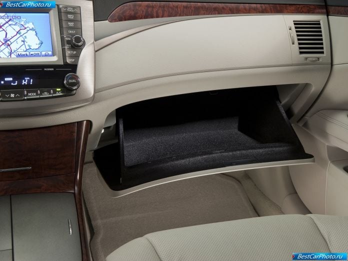 2011 Toyota Avalon - фотография 33 из 67