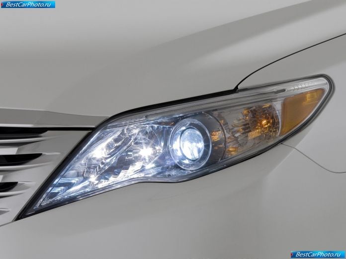 2011 Toyota Avalon - фотография 49 из 67
