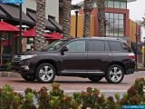 toyota_2011-highlander_1600x1200_008.jpg