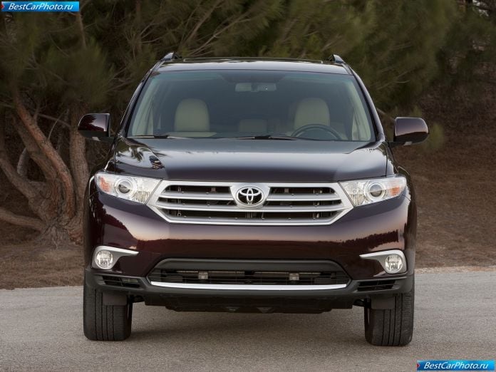 2011 Toyota Highlander - фотография 18 из 49