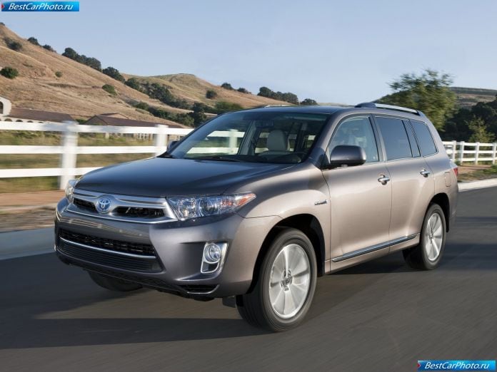 2011 Toyota Highlander Hybrid - фотография 2 из 34