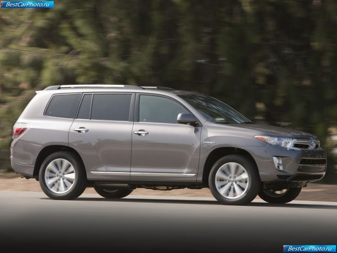2011 Toyota Highlander Hybrid - фотография 8 из 34