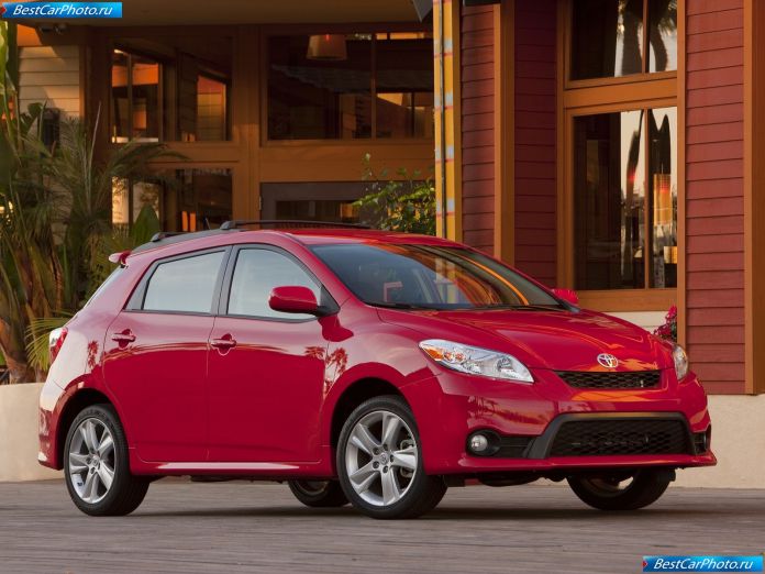 2011 Toyota Matrix - фотография 11 из 38