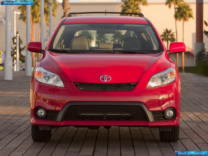 2011 Toyota Matrix - фотография 23 из 38