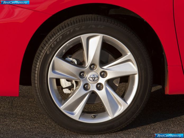 2011 Toyota Matrix - фотография 36 из 38
