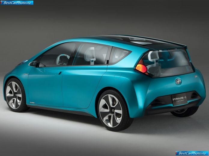 2011 Toyota Prius C Concept - фотография 8 из 28