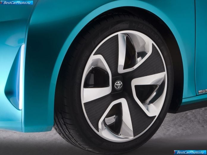 2011 Toyota Prius C Concept - фотография 19 из 28