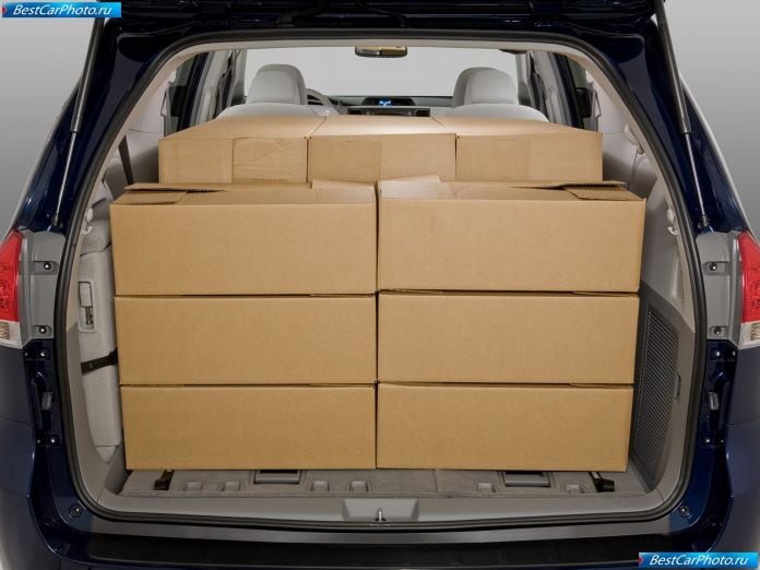 2011 Toyota Sienna - фотография 94 из 117