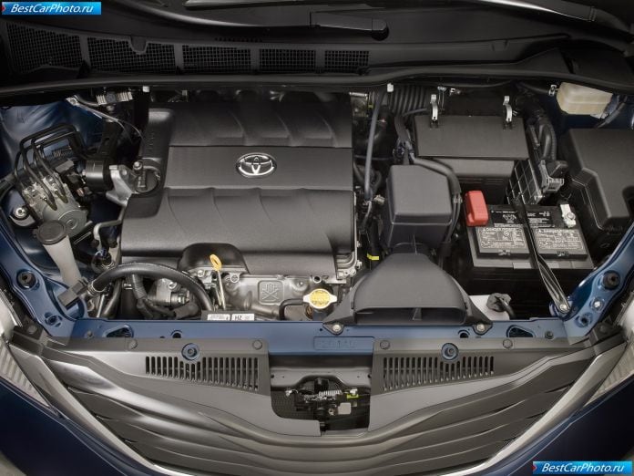2011 Toyota Sienna - фотография 112 из 117