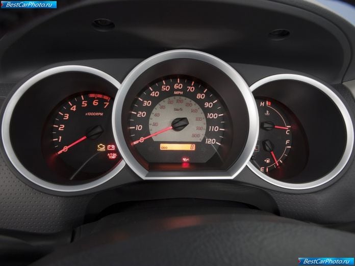 2011 Toyota Tacoma - фотография 44 из 59