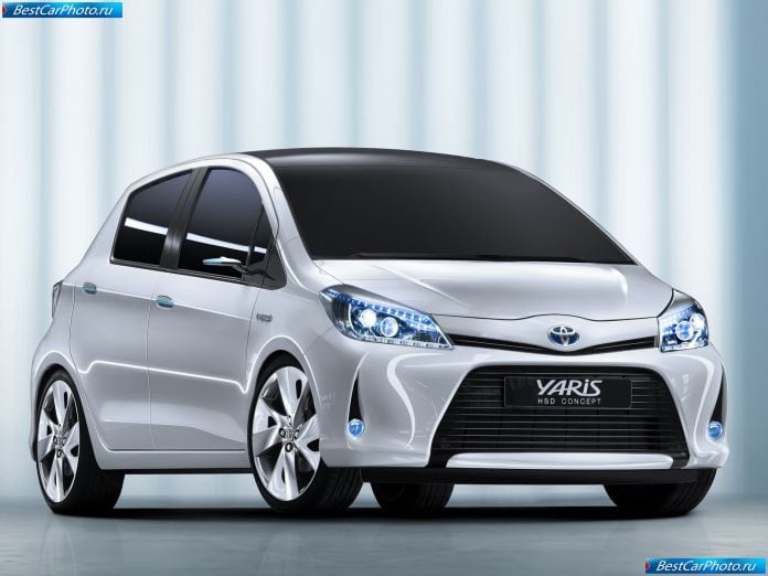 2011 Toyota Yaris Hsd Concept - фотография 4 из 18
