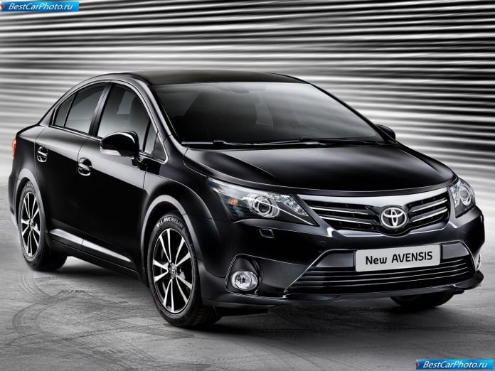 2012 Toyota Avensis - фотография 1 из 7