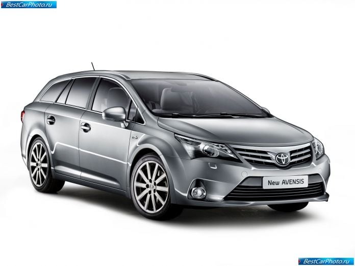 2012 Toyota Avensis - фотография 2 из 7