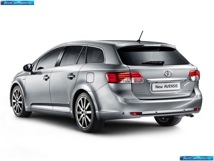 2012 Toyota Avensis - фотография 5 из 7
