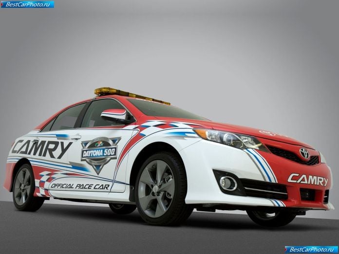 2012 Toyota Camry Daytona 500 Pace Car - фотография 2 из 9
