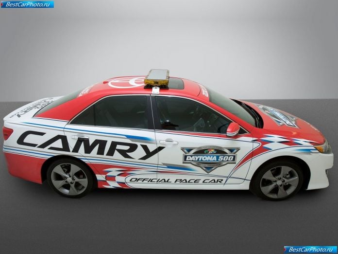 2012 Toyota Camry Daytona 500 Pace Car - фотография 5 из 9
