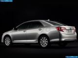 toyota_2012-camry_hybrid_1600x1200_020.jpg