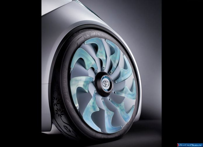 2012 Toyota FT-Bh Concept - фотография 18 из 19