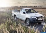 toyota_2012-hilux_1600x1200_011.jpg