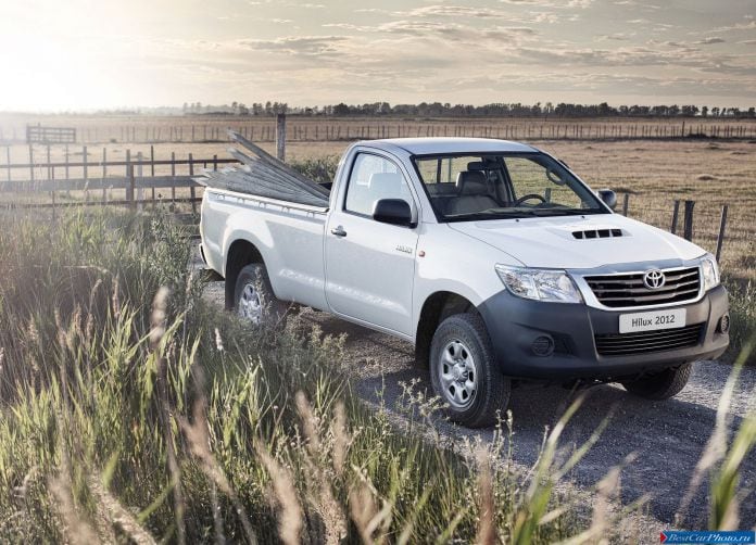 2012 Toyota Hilux - фотография 11 из 36