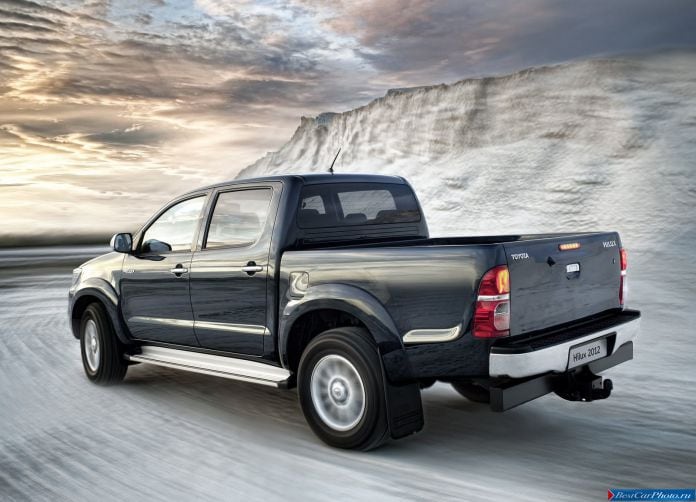 2012 Toyota Hilux - фотография 16 из 36