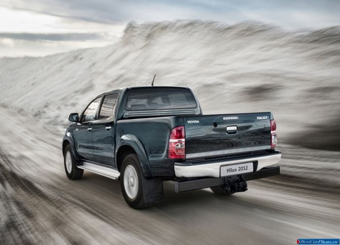 2012 Toyota Hilux - фотография 17 из 36