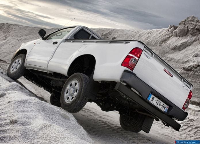 2012 Toyota Hilux - фотография 20 из 36