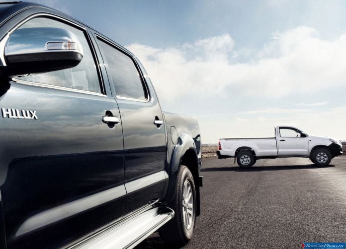 2012 Toyota Hilux - фотография 24 из 36