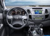 toyota_2012-hilux_1600x1200_025.jpg