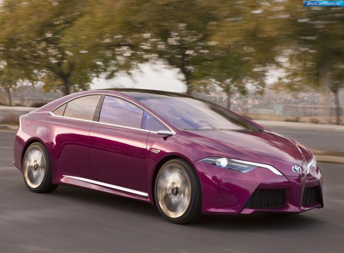 2012 Toyota NS4 Advanced Plug-in Hybrid Concept - фотография 6 из 25