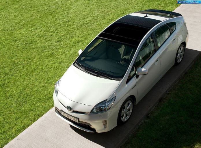 2012 Toyota Prius - фотография 1 из 14