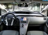 toyota_2012-prius_1280x960_009.jpg