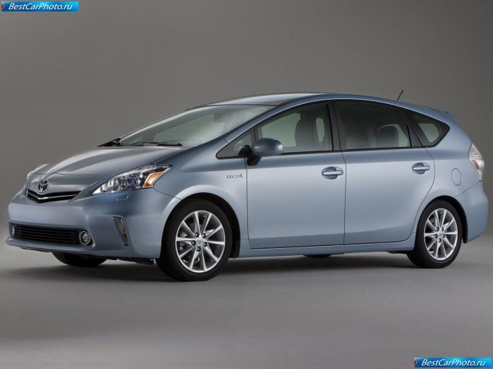 2012 Toyota Prius V - фотография 28 из 77