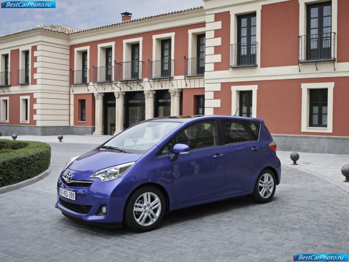 2012 Toyota Verso-s - фотография 24 из 115