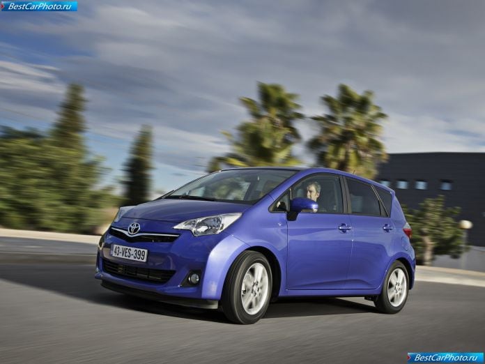 2012 Toyota Verso-s - фотография 28 из 115